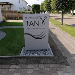Haarmode Tania, Hoogstraten openingstijden