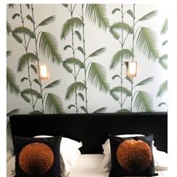 Les Suites, Lier openingstijden