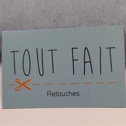 Tout Fait, Halen openingstijden
