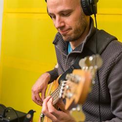 PlayBass, Brugge openingstijden