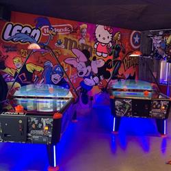 Lunapark Square, Westende openingstijden