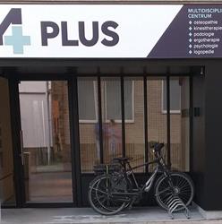 4 plus, Sint-Niklaas openingstijden