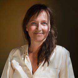 Ilse Grace Scheers, Lier openingstijden