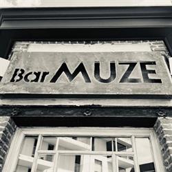 bar.muze, Mol openingstijden