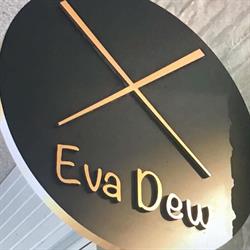 Eva Dew, Nieuwpoort openingstijden
