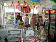 Strandwinkel, Mol openingstijden