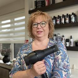 Kapsalon Hilde, Heestert openingstijden