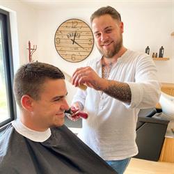 Arno's Barbershop, Beringen openingstijden
