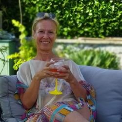 Les petits secrets de Valérie, La Louvière openingstijden