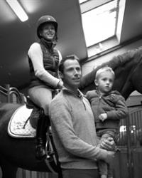 D&M Horse Service, Essen openingstijden