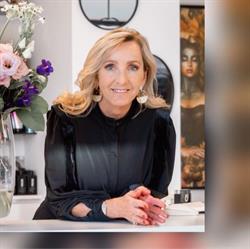Hair ID, Ravels openingstijden