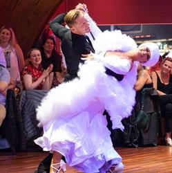 Dancepoint, Merksem openingstijden