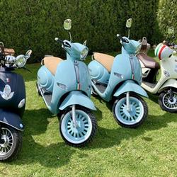 Pajotse scooterverhuur, Sint-Kwintens-Lennik openingstijden