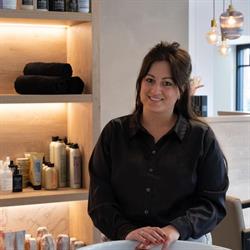 Kapster en medische pedicure, Kelly Page, Ramsel openingstijden