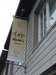 Taverne Dyllie's, Teralfene openingstijden