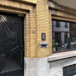 La Maison 48, Charleroi openingstijden