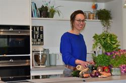 Nele Cops, Alken openingstijden