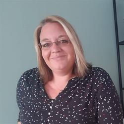 Isabel Vroman, Izegem openingstijden
