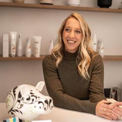 VALHAIR, Koersel openingstijden