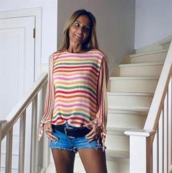 Tomorrow Style, Lasne openingstijden