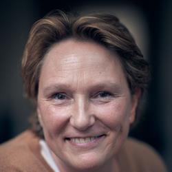The Human Coach, Lasne openingstijden