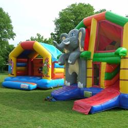Claes & zoon ( springkasteeltjebalen ), Balen openingstijden