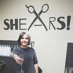 Shears by brenda, Neeroeteren openingstijden