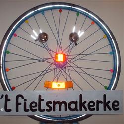 't Fietsmakerke, Kruisem openingstijden