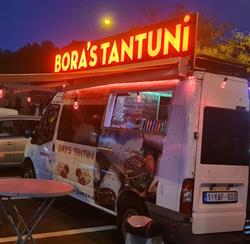 Bora tantuni, Genk openingstijden