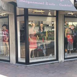 Boutique Vertige, Moeskroen openingstijden