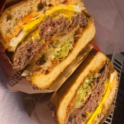 MyBurger., Antwerpen openingstijden