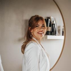 Maison Belle Vi, Stavele openingstijden