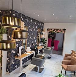 Hair by me, Oostkamp openingstijden