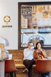 Jespers Koffie, Kapellen openingstijden